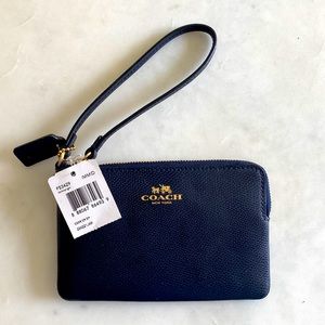 NWT Coach navy leather wristlet